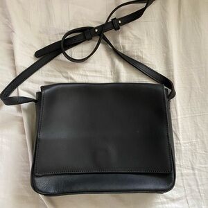 Nisolo Clara Crossbody Bag